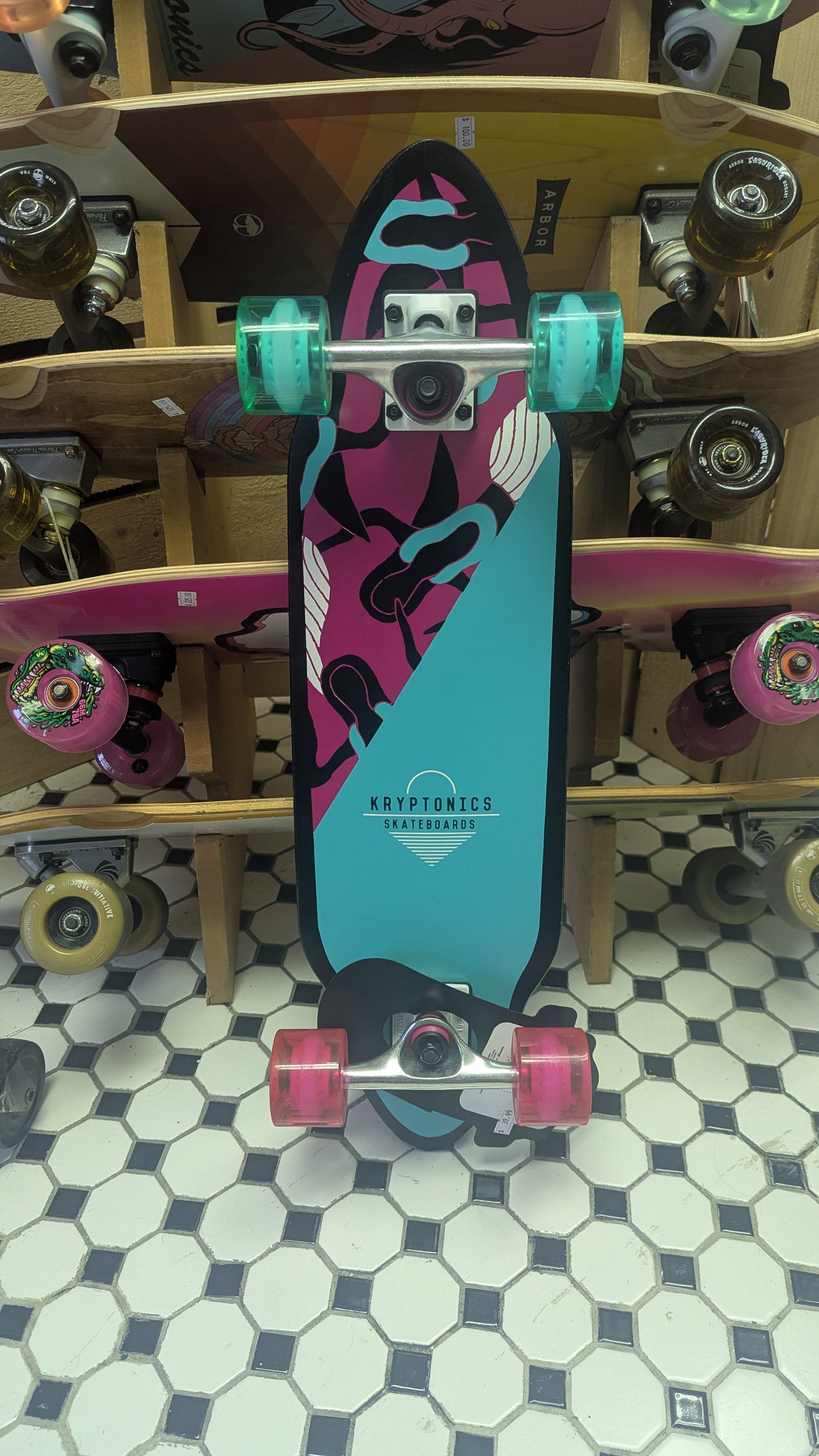 Kryptonic - Catwalk Cruiser - Skateboard Complete