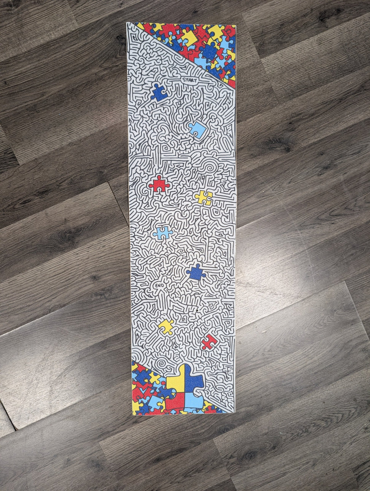"The Missing Piece Maze" - Skrrt Griptape Limited Edition 9x33